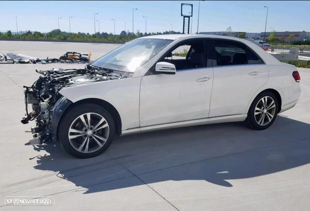 Peças Mercedes- Benz W212 - 28