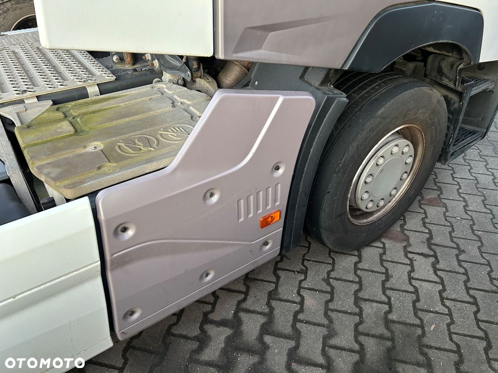 Renault HIGH GAMA T440 13l Volvo 2019 FULL SERWIS VIN: LD ! 13l STANDARD STANDARD / KLIMA POSTOJOWA / FULL OPCJA /  T520 T480 / TOP STAN GAMA T - 23