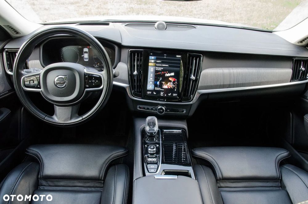 Volvo S90 T8 Twin Engine AWD Geartronic Inscription - 17