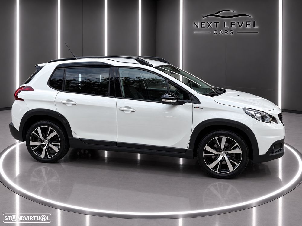 Peugeot 2008 1.2 PureTech GT Line EAT6 - 11