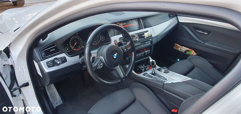 BMW Seria 5 520d xDrive M Sport sport - 13