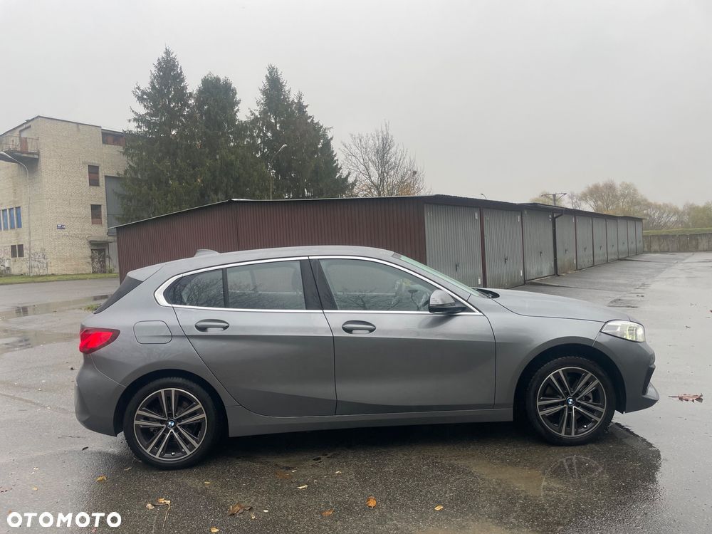 BMW Seria 1 116d Sport Line - 11