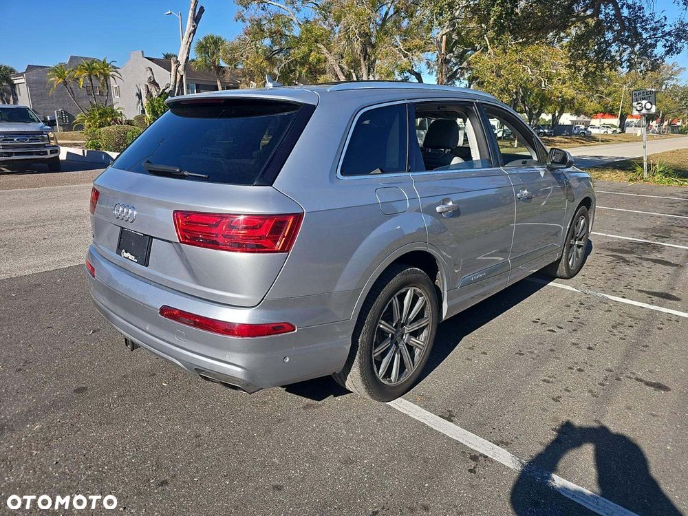 Audi Q7 3.0 TFSI Quattro Tiptronic - 4