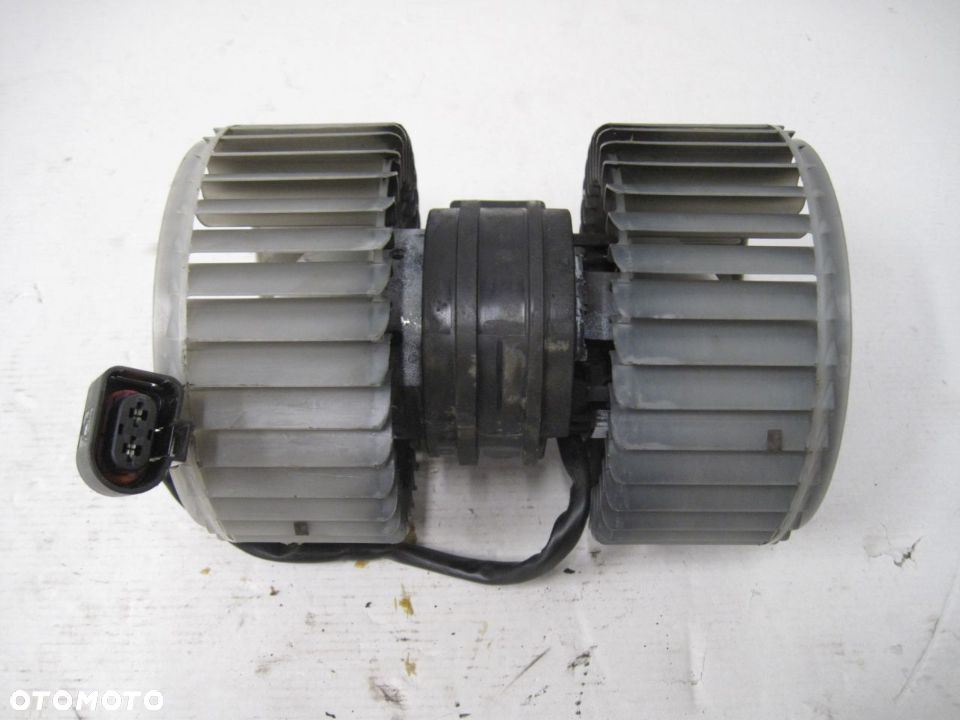 WENTYLATOR DMUCHAWA NAWIEWU AUDI A8 D3 0130111047 - 1