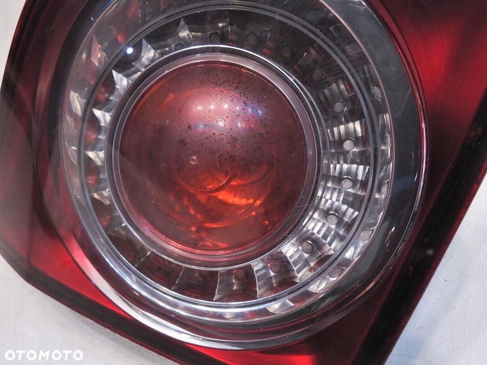 LAMPA LEWA TYLNA TYŁ KLAPY VW GOLF V PLUS - 10