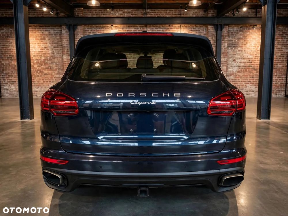 Porsche Cayenne - 7