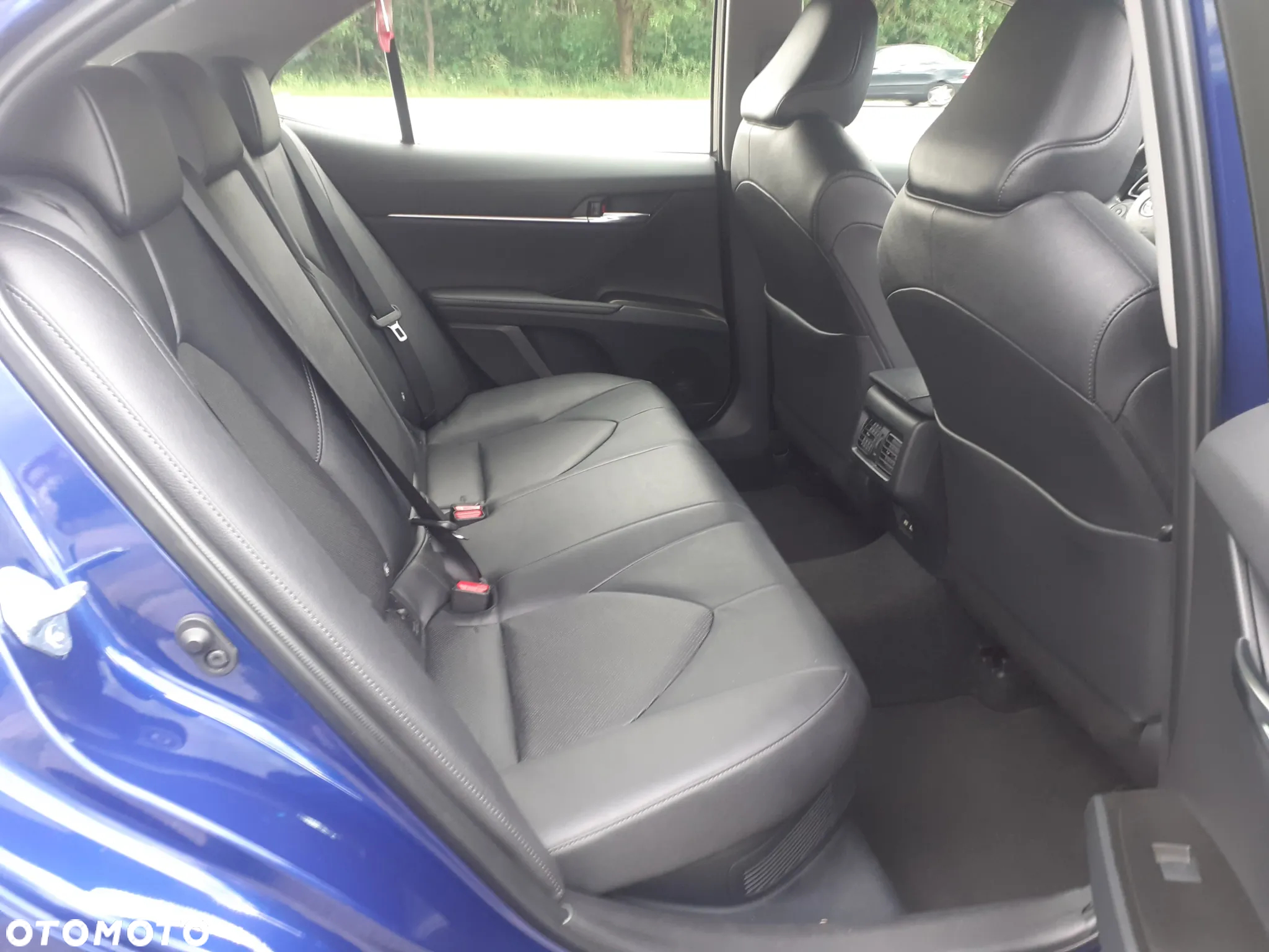 Toyota Camry - 26