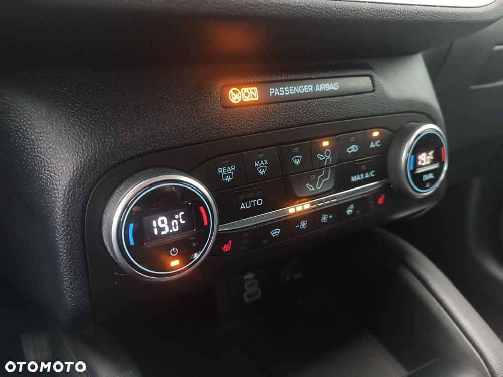 Ford Kuga 1.5 EcoBoost FWD Titanium - 17
