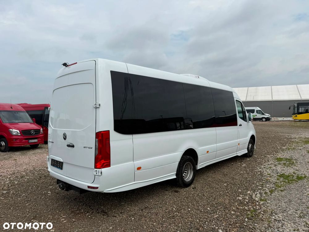 Mercedes-Benz Sprinter 517 - 5