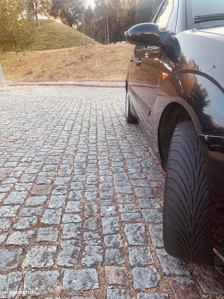 Ford Focus SW 1.4 Comfort - 11