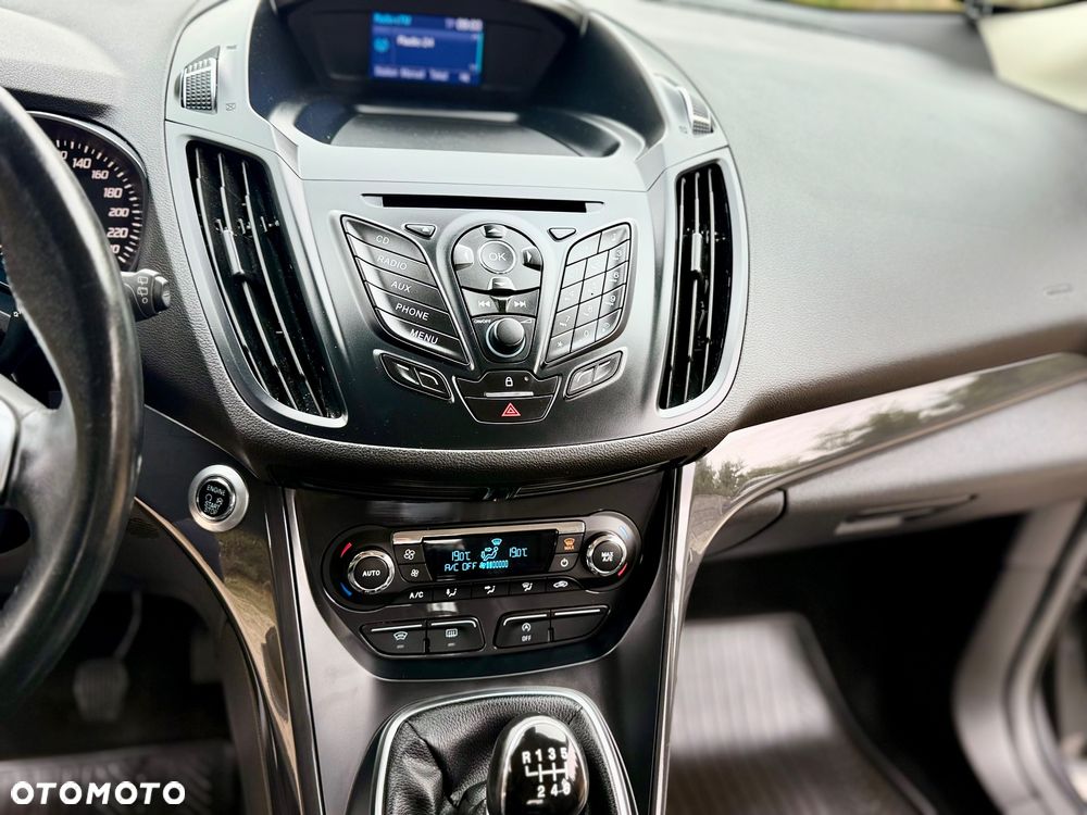 Ford Kuga 1.5 EcoBoost 2x4 Individual - 24