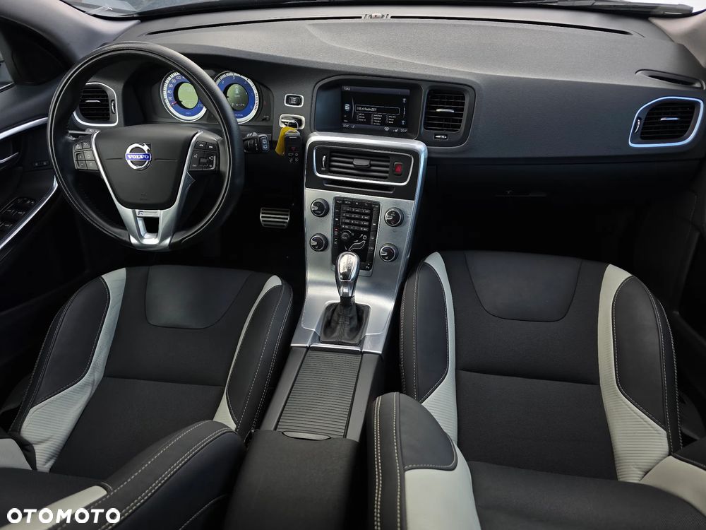 Volvo V60 D3 Geartronic Summum - 7