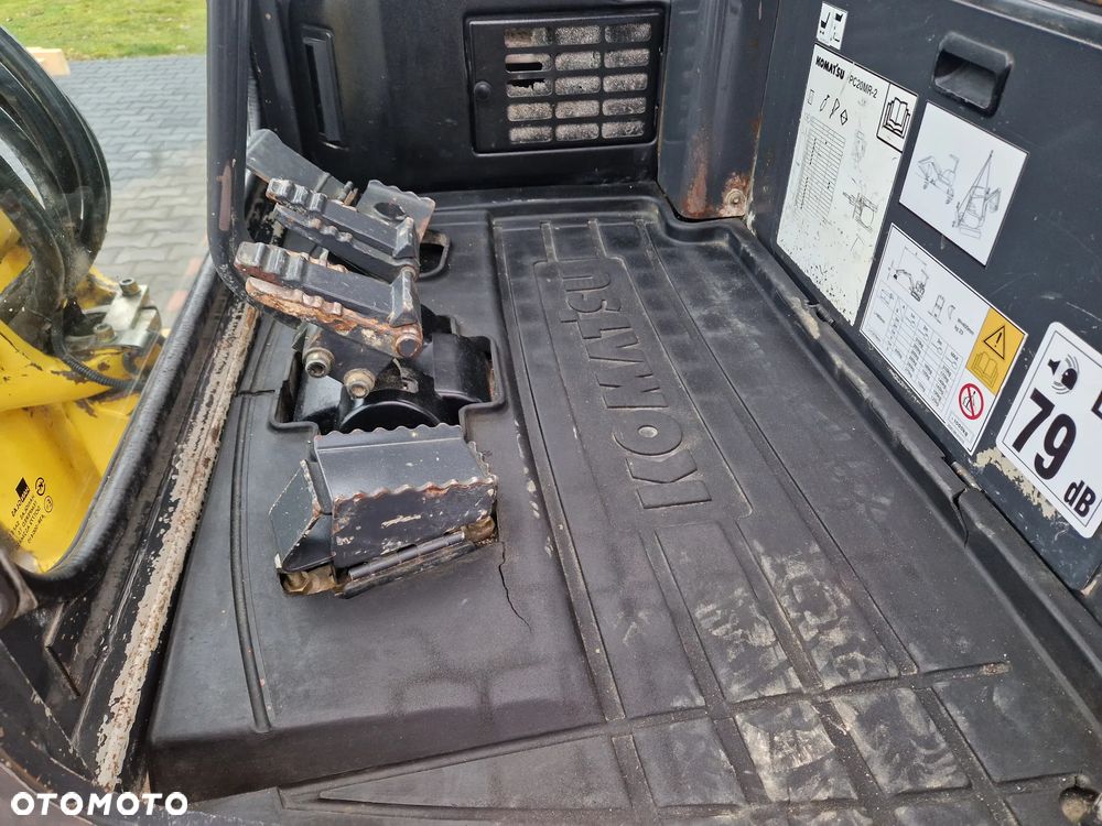 Komatsu PC20MR-2 - 20