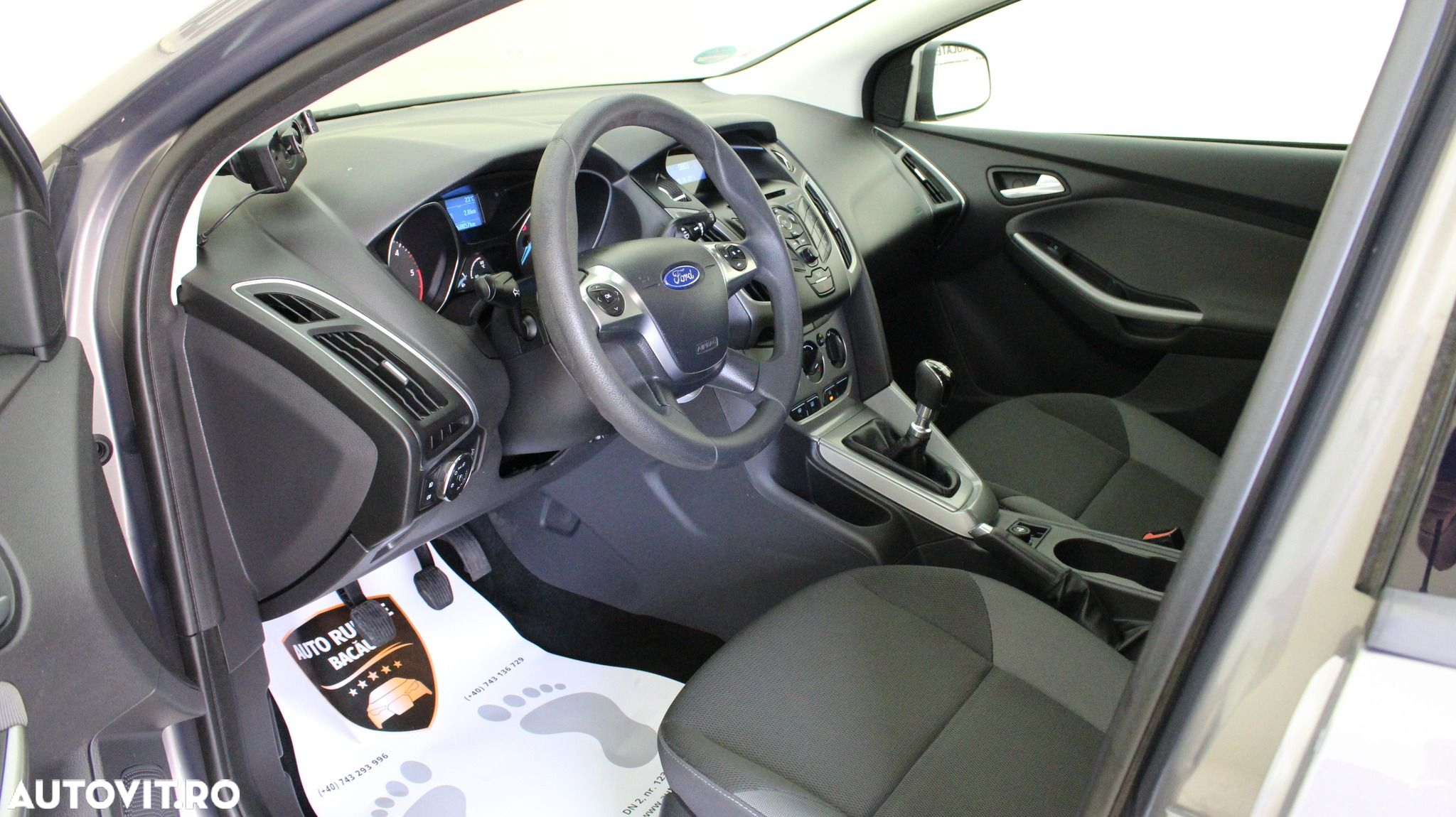 Ford Focus - 12