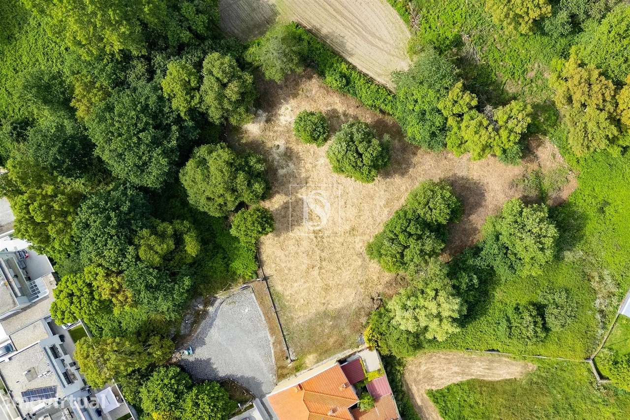 Terreno, 1 900 m², Touguinha e Touguinhó - Grande imagem: 2/19