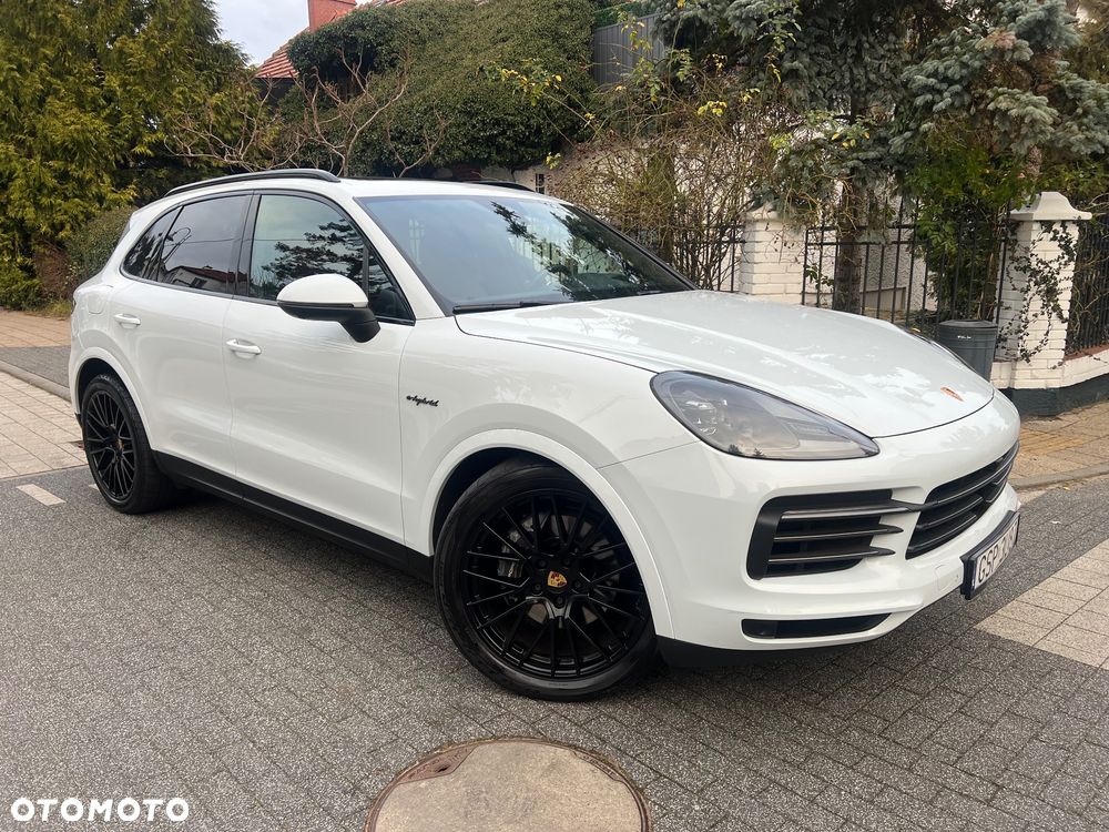 Porsche Cayenne Platinum Edition