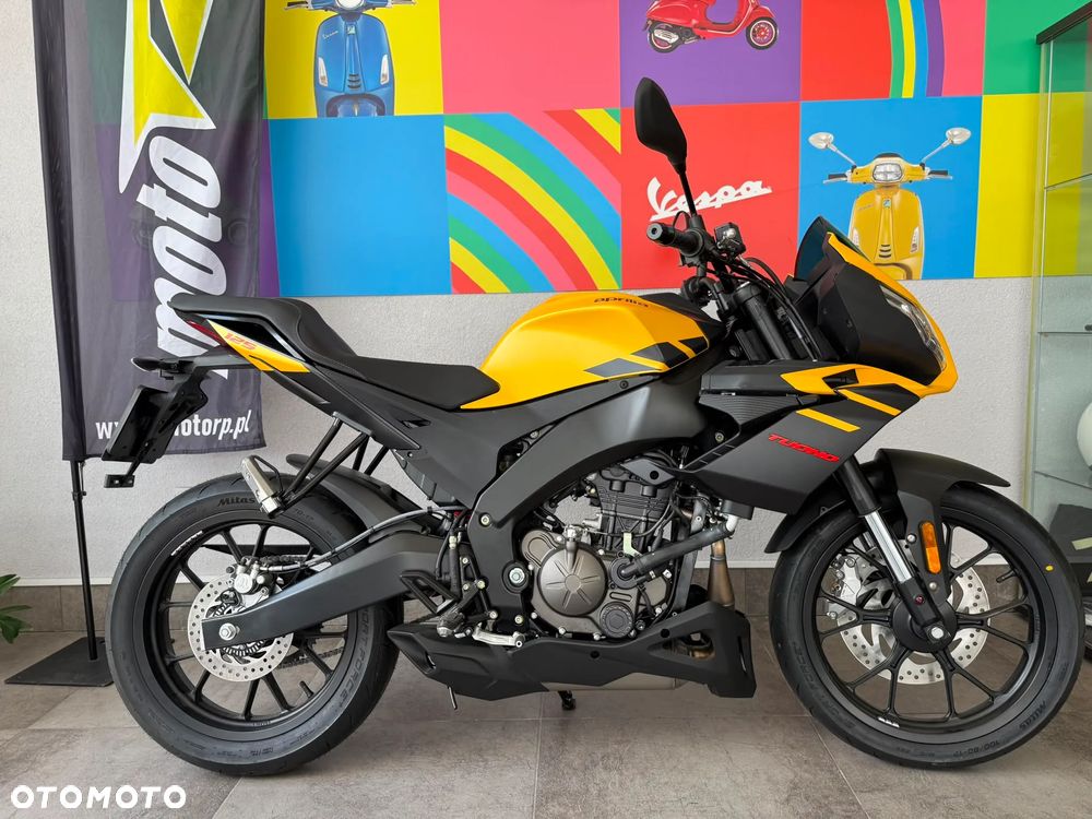 Aprilia Tuono - 4