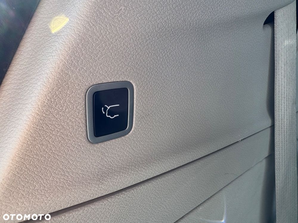 Chrysler Pacifica - 31