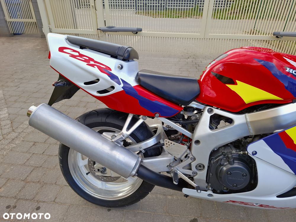 Honda CBR - 4