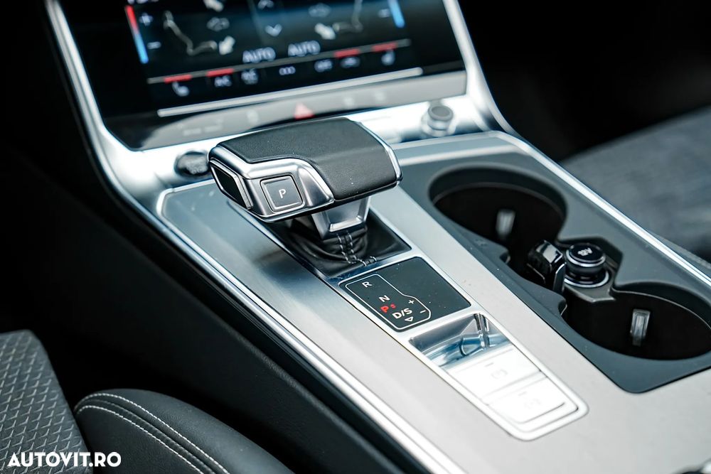 Audi A6 Avant 40 TDI S tronic S line - 38