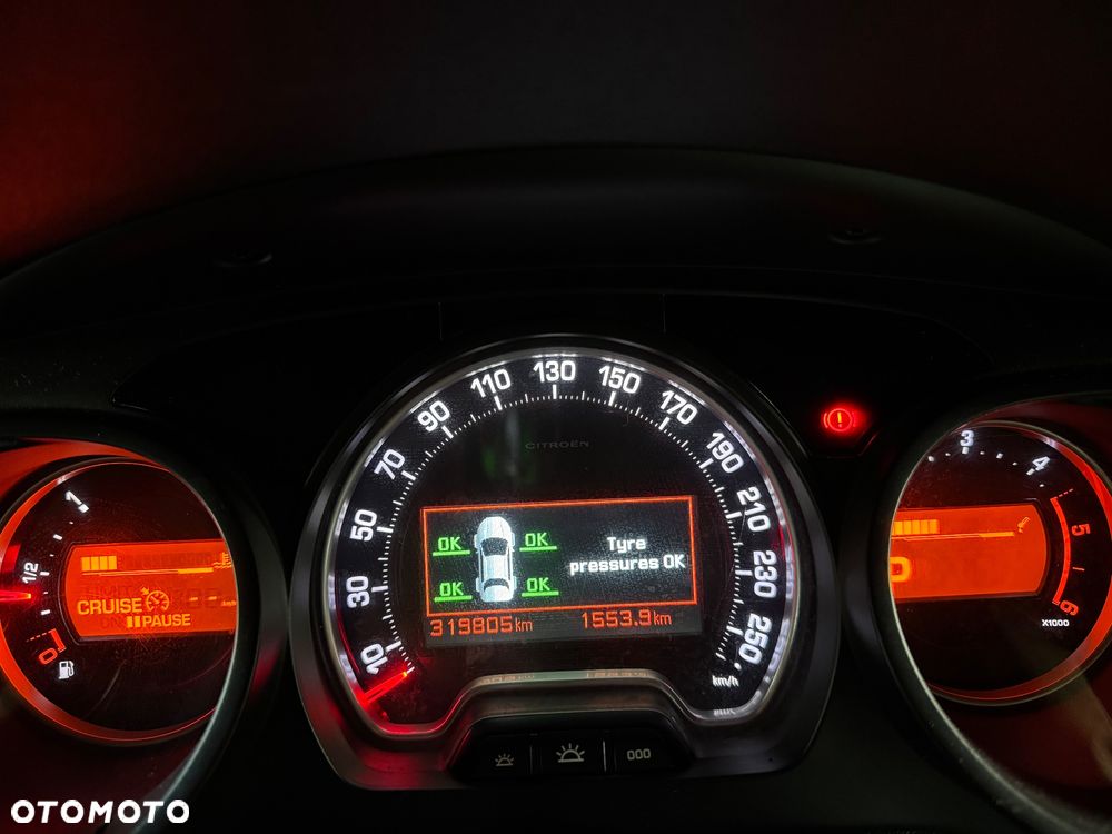 Citroën C5 2.0 HDi Exclusive - 8