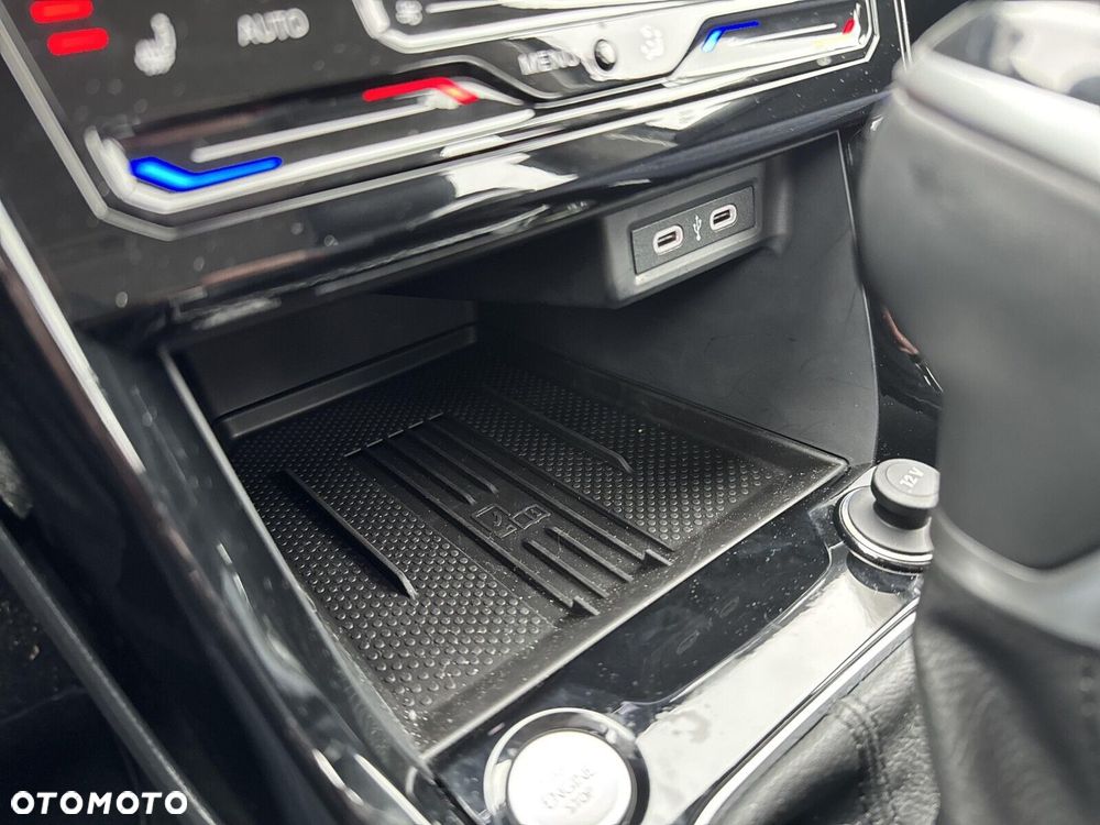 Volkswagen T-Cross - 26