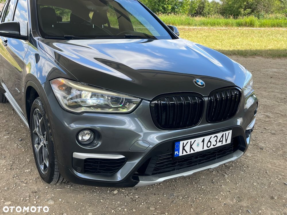 BMW X1 xDrive25i Sport Line - 8