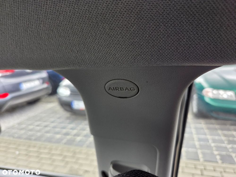 Hyundai i20 1.2 Fifa World Cup Edition - 18