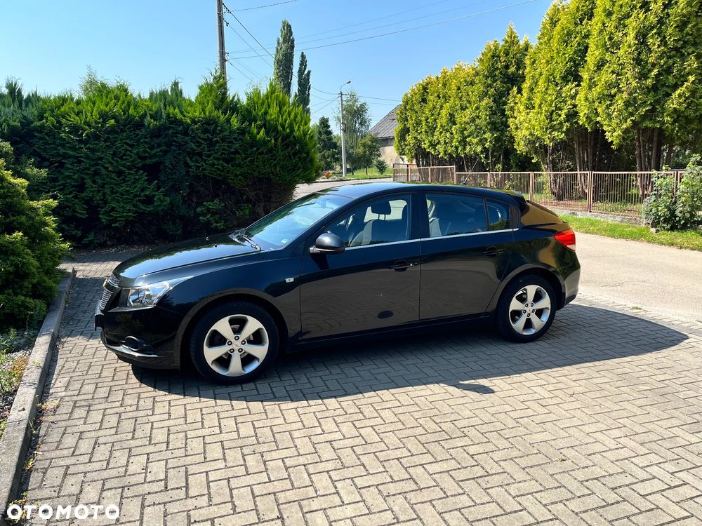 Chevrolet Cruze 1.8 LTZ - 2