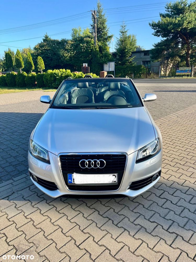 Audi A3 Cabrio 2.0 TDI DPF S tronic S Line Sportpaket - 4
