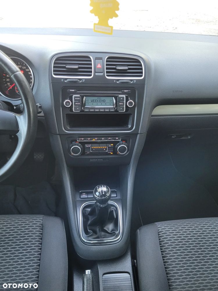 Volkswagen Golf 2.0 TDI Comfortline - 11