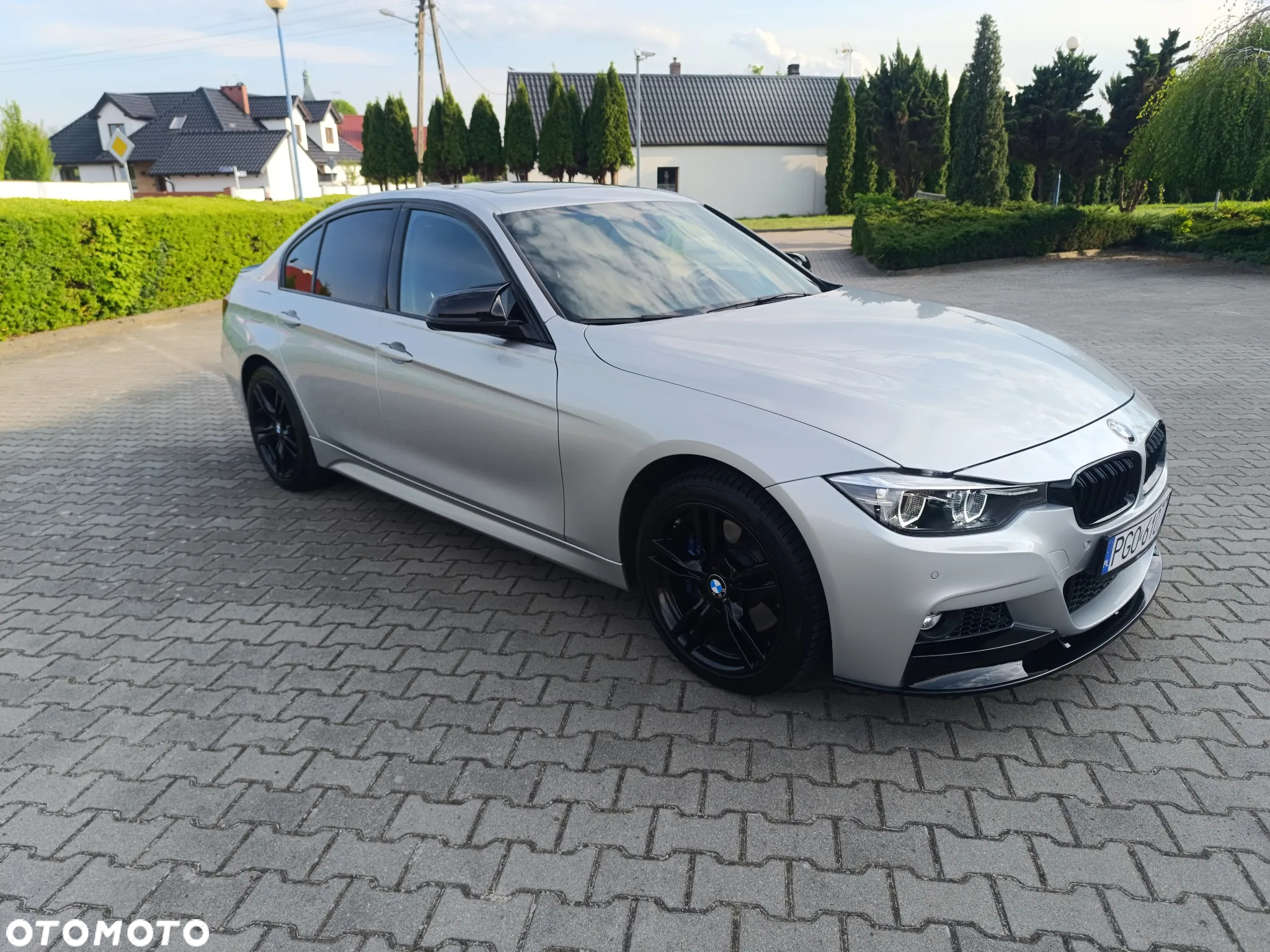 BMW Seria 3 330i xDrive M Sport - 9