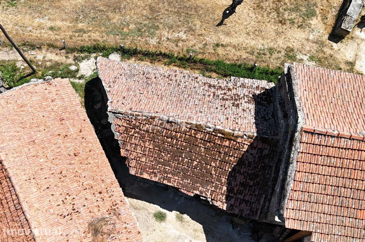 Ruína para Recuperar em Parafita, Montalegre - Grande imagem: 3/19