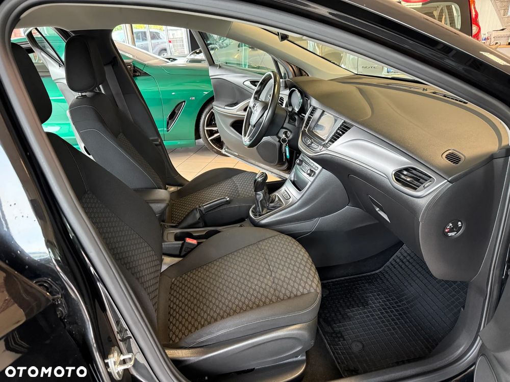 Opel Astra - 25