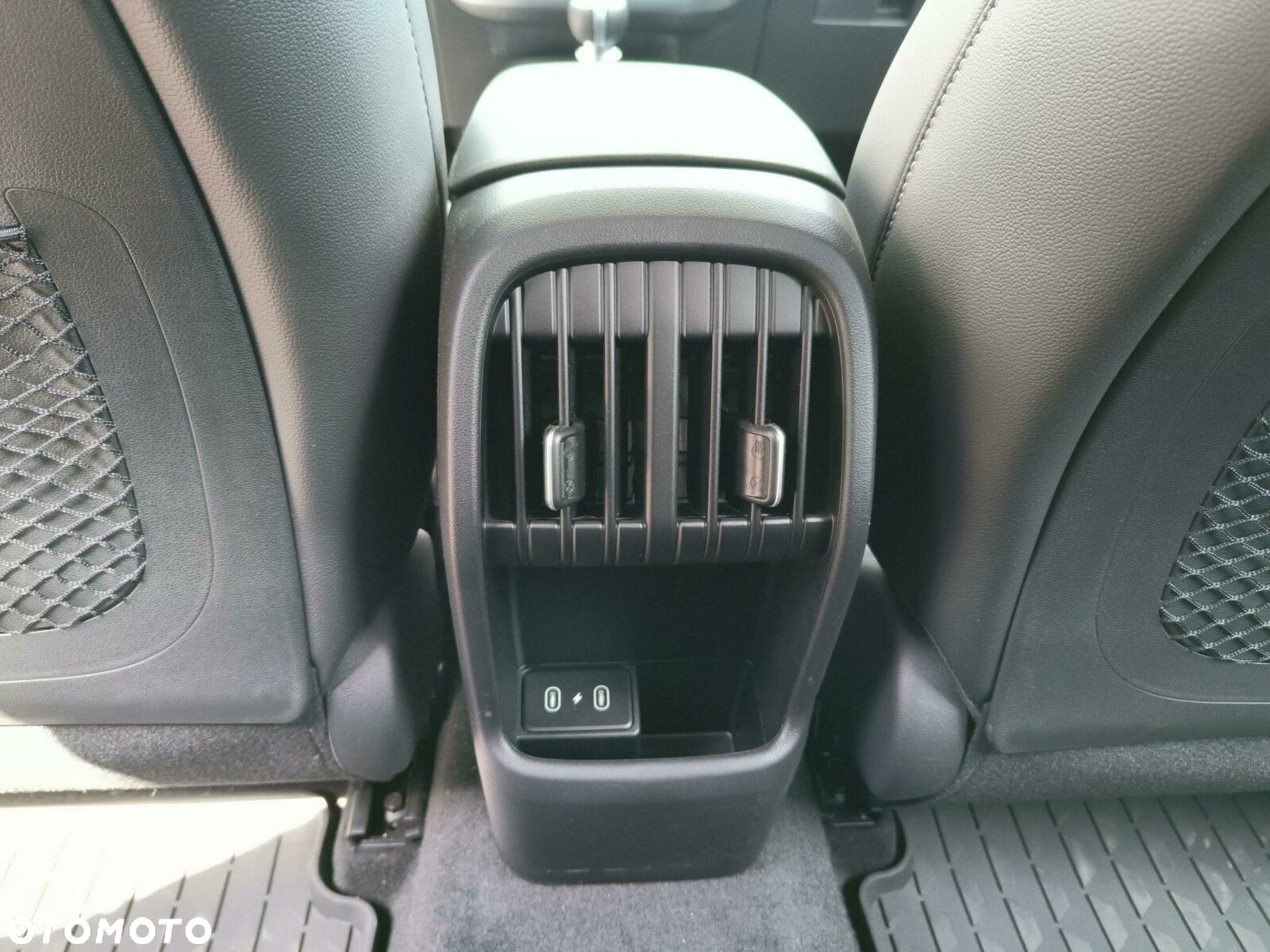 Hyundai Kona 1.6 T-GDI Executive - 27