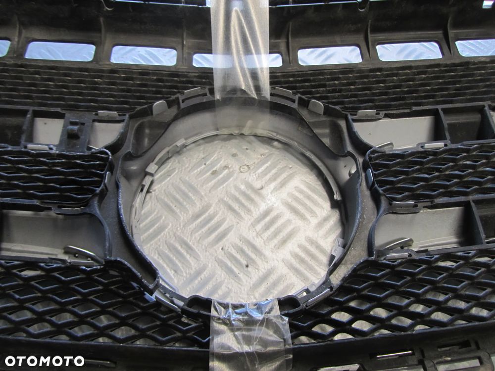 atrapa 2138880123 - 8