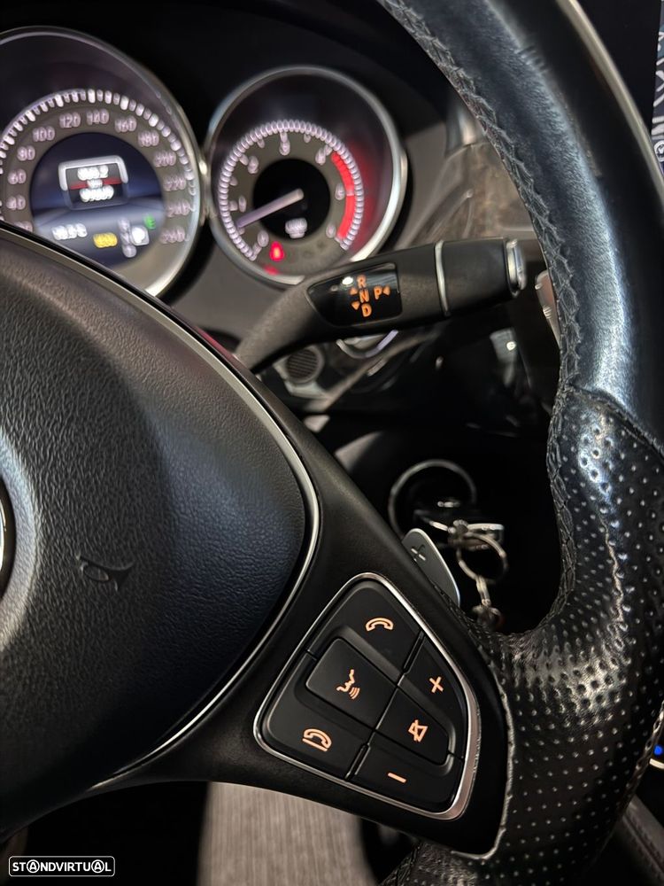 Mercedes-Benz CLS 350 BlueTEC - 22