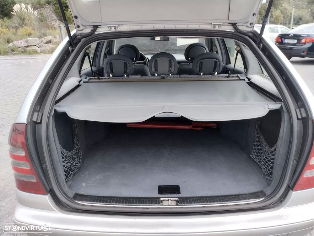 Mercedes-Benz C 220 CDi Avantgarde - 12