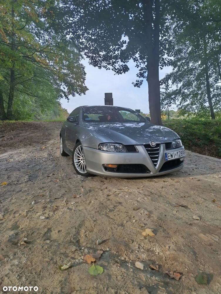 Alfa Romeo GT - 9