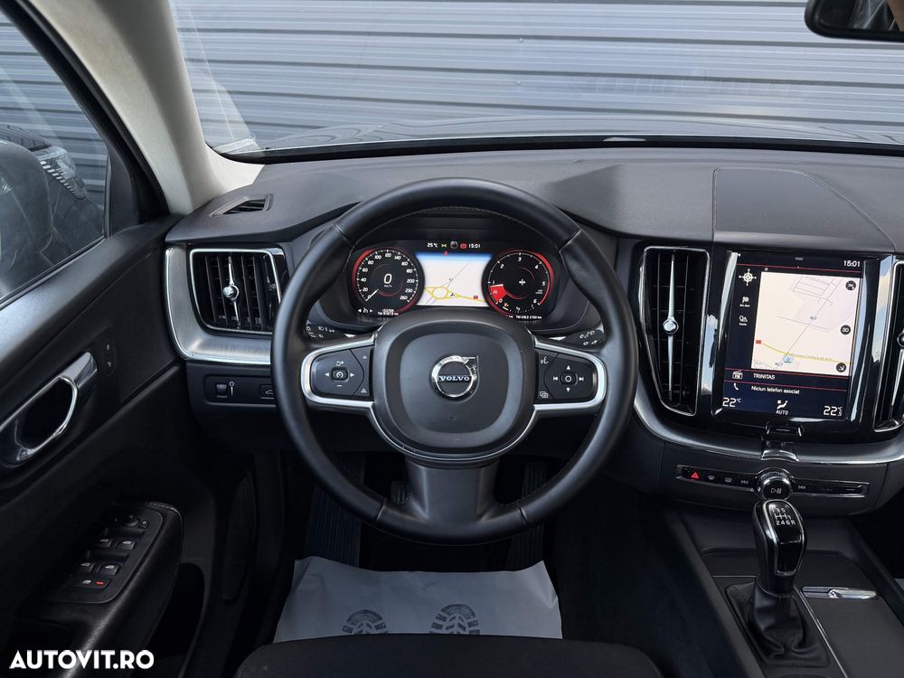 Volvo XC 60 D4 AWD Momentum Pro - 10