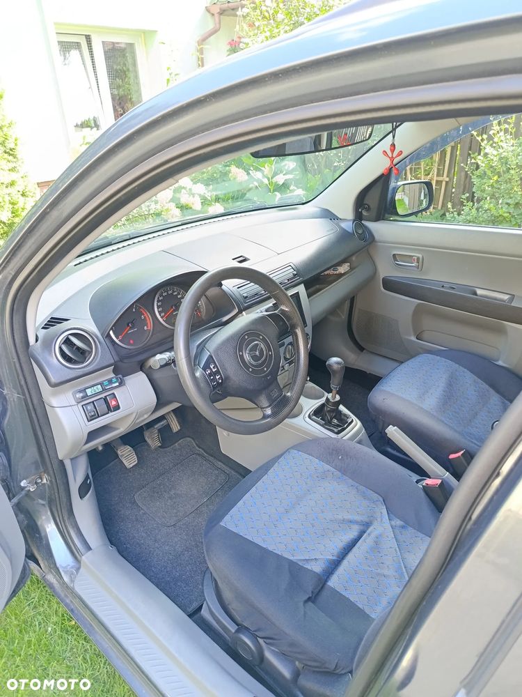 Mazda 2 - 12