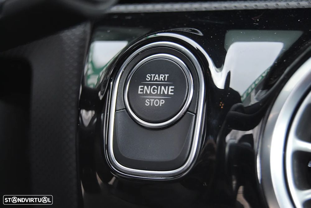 Mercedes-Benz A 250 e - 25