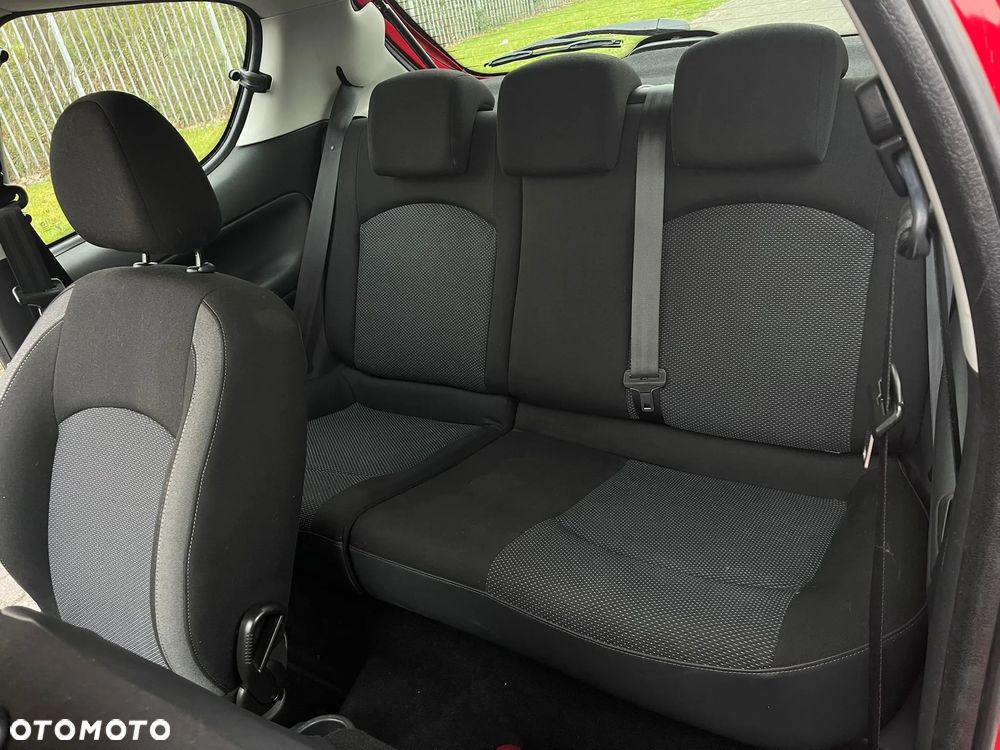 Peugeot 206 plus - 11