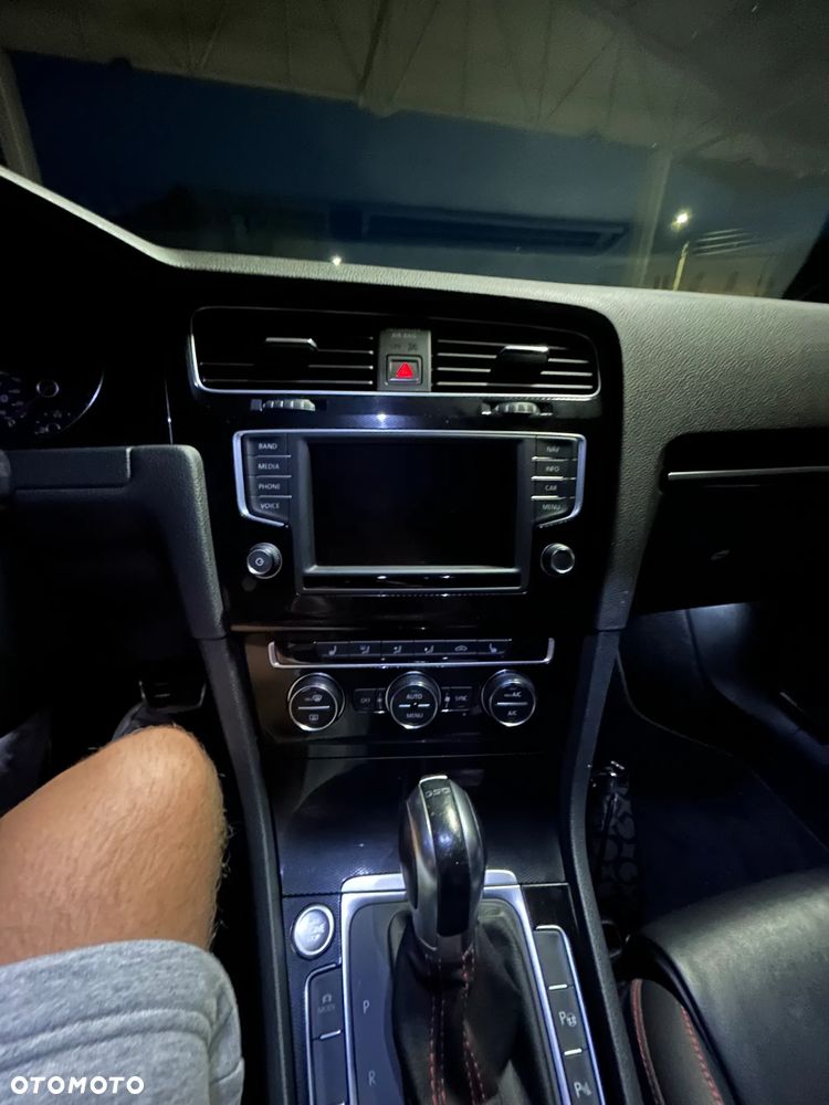 Volkswagen Golf 2.0 TSI BMT GTI Performance DSG - 22