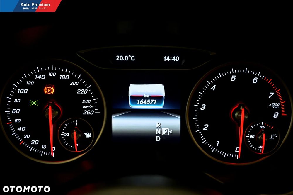 Mercedes-Benz GLA - 4