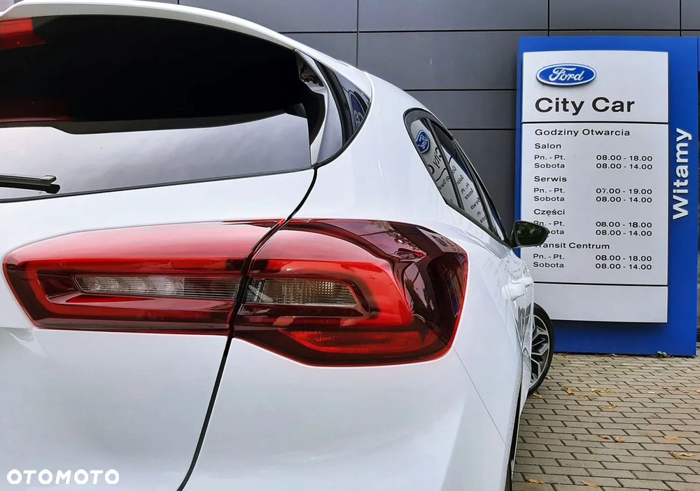 Ford Focus 1.0 EcoBoost ST-Line X - 10