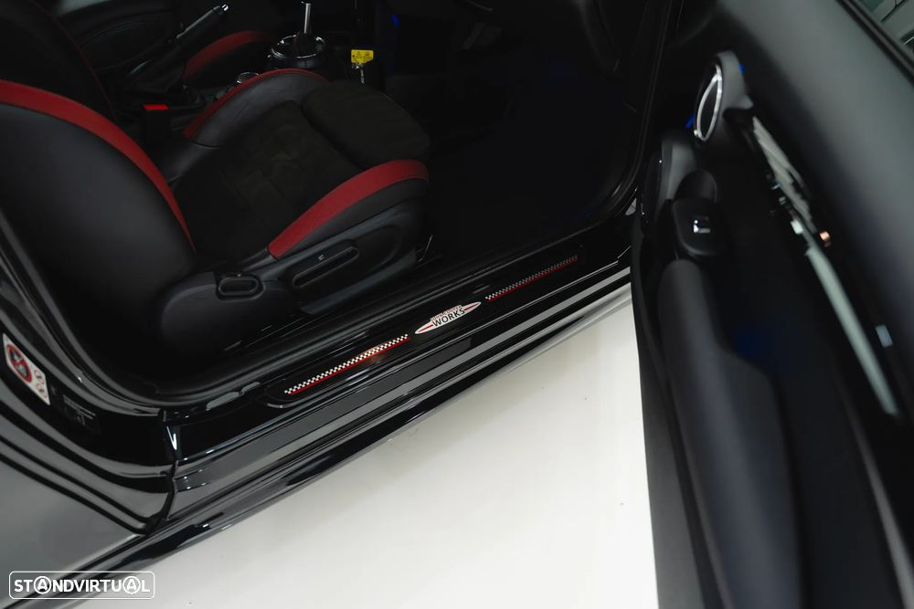 MINI 3 Portas John Cooper Works Auto Desportiva - 47