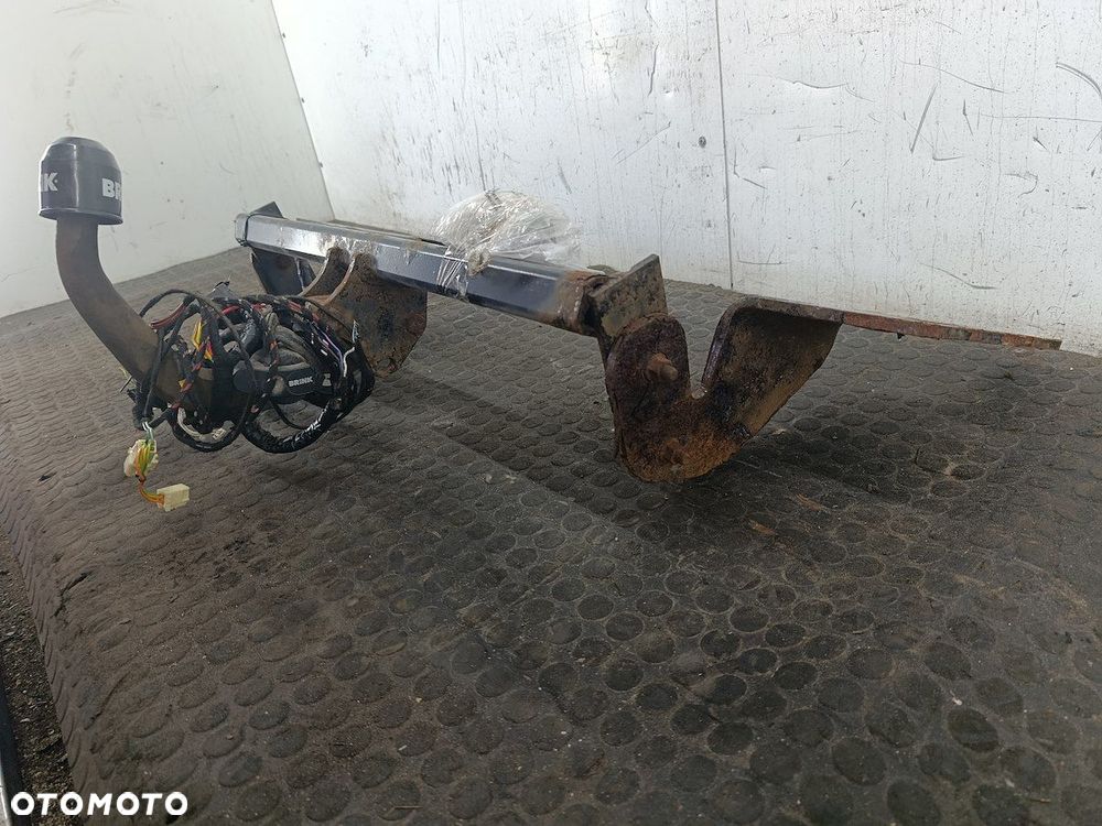 HAK HOLOWNICZY TOYOTA AVENSIS III T27 056103M03  52400007 55R017399 KOMBI - 7