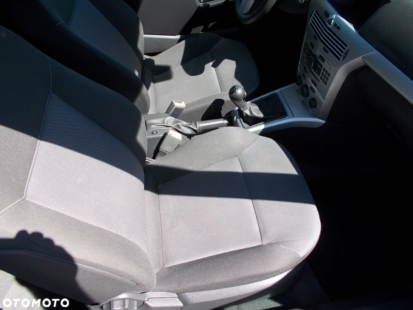 Opel Astra GTC 1.4 Catch me - 12