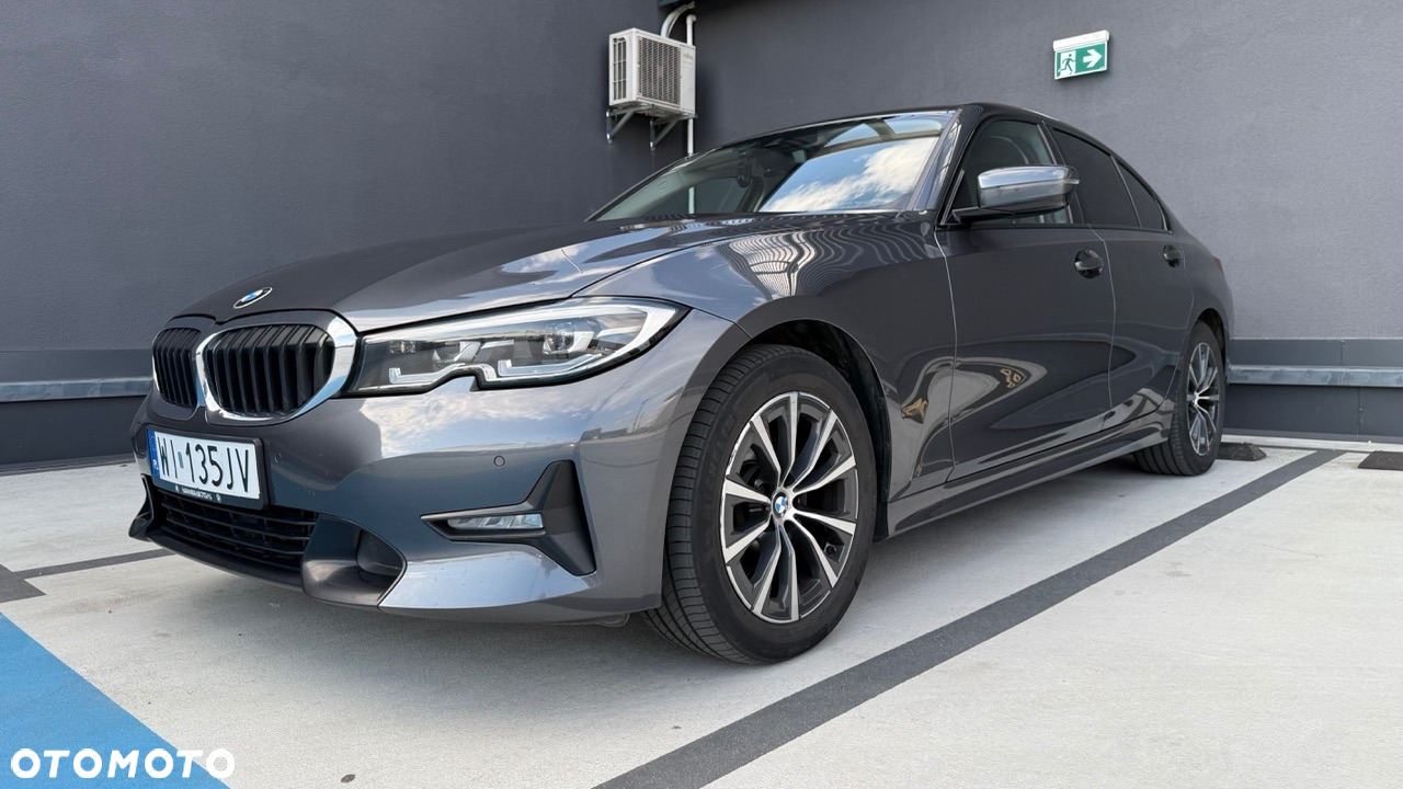 BMW Seria 3 320d xDrive Sport Line - 2